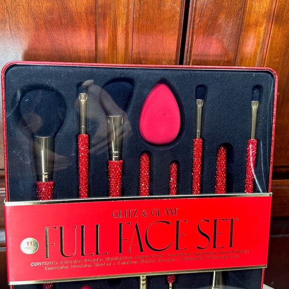 Glitz & Glam 11-Piece Full Face Brush Set Red Rhinestone Handles + Sponges NEW - Picture 3 of 16